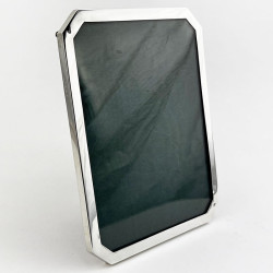 Stylish Plain Sterling Silver Photo Frame (1921)
