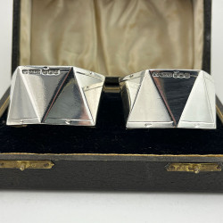 Good Gauge Boxed Pair of Hexagonal Sterling Silver Napkin Rings