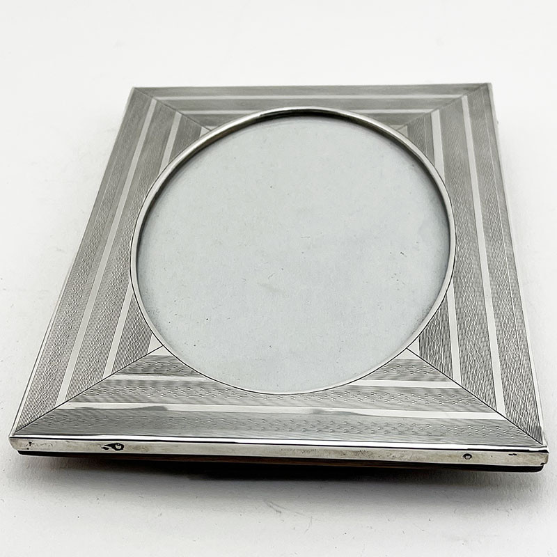 Stylish Engine Turned Sterling Silver Photo Frame (1916)