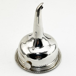 Very Good Gauge Georgian Sterling Silver Wine Funnel (1818)