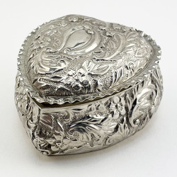 Heart Shaped Sterling Silver Trinket or Jewellery Box (1887)