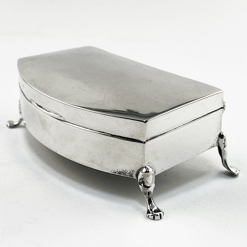 Stylish Plain Sterling Silver Jewellery or Trinket Box (1921)