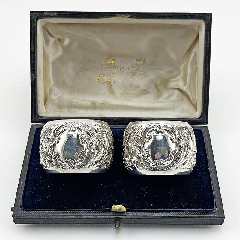 Boxed Pair of Victorian Sterling Silver Napkin Rings