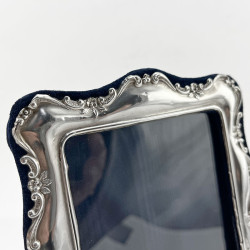 Pretty Edwardian Sterling Silver Photo Frame