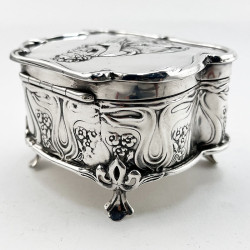 Sterling Silver Jewellery or Trinket Box Depicting Mother and Child