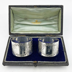 Pretty Boxed Pair of Victorian Sterling Silver Napkin Rings (1890)
