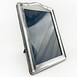 Smart Plain Sterling Silver Photo Frame (1911)