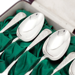 Boxed Set of 12 Silver Tea Spoons and Pair of Sugar Tongs