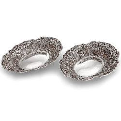 Pair of Decorative Oval...