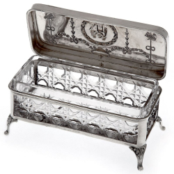 Edwardian Silver and Cut Glass Jewellery Box by William Comyns with Removeable Glass Liner