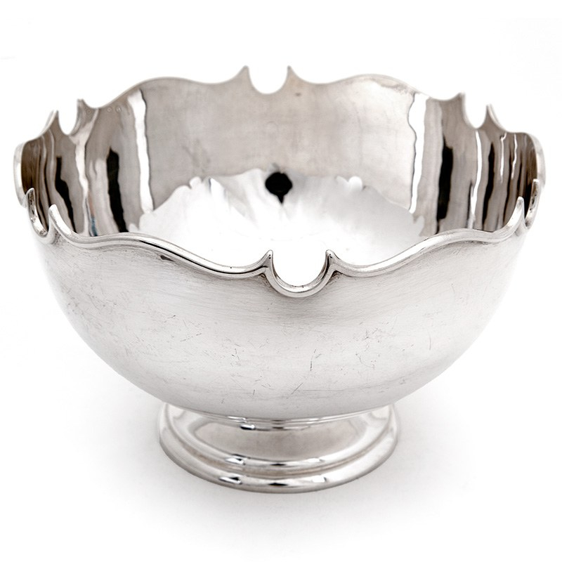 Plain Silver Rose Bowl with a Chippendale Border