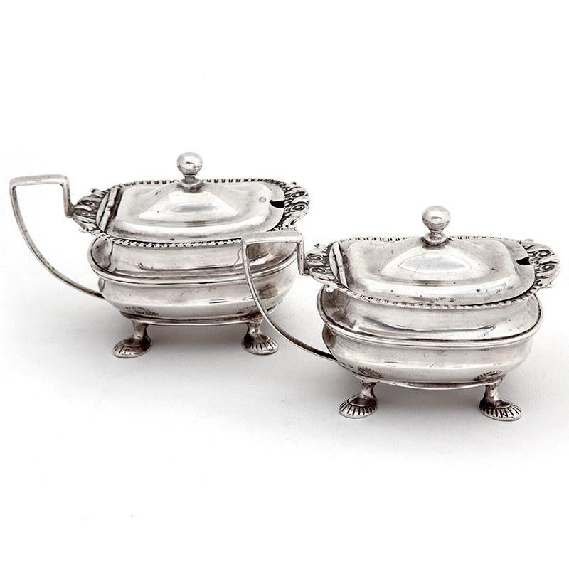 Pair of Edwardian Silver Mustard Pots in a Georgian Style with Blue Glass Liners