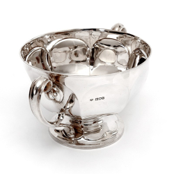Edwardian Goldsmiths & Silversmiths Silver Bowl in a Plain Circular Form