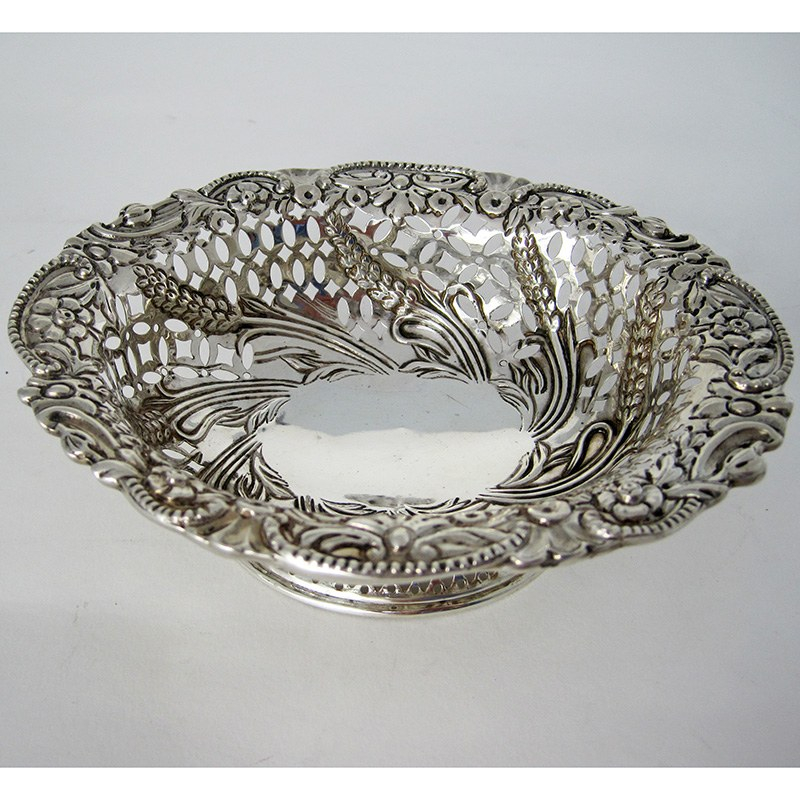 Charming Oval Victorian Silver Dish