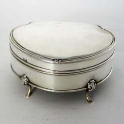 Large Size Oval Silver Jewellery or Trinket Box with Green Felt Lining